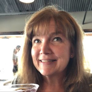 Meet your Posher, Anne